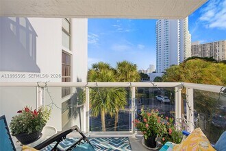 Building Photo - 20515 E Country Club Dr