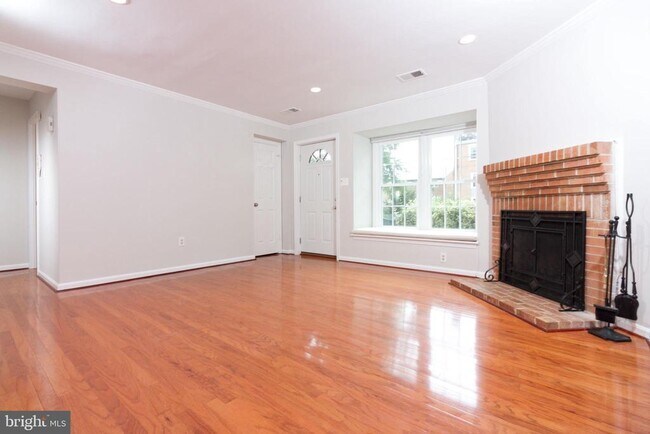 Foto del edificio - 760 N Vermont St