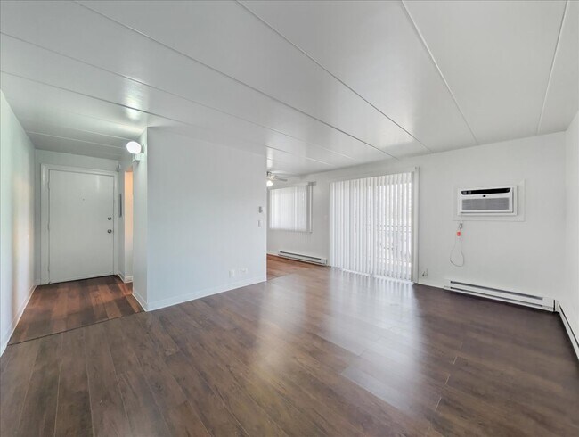 Foto del edificio - 350 S Main St