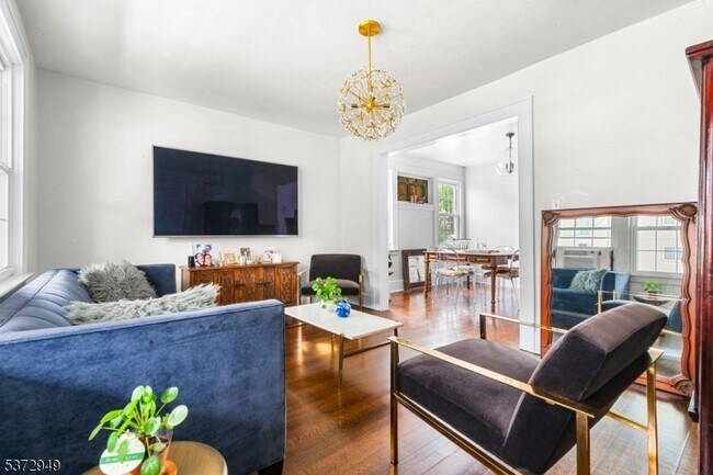 Foto del edificio - 46 Bellevue Ave