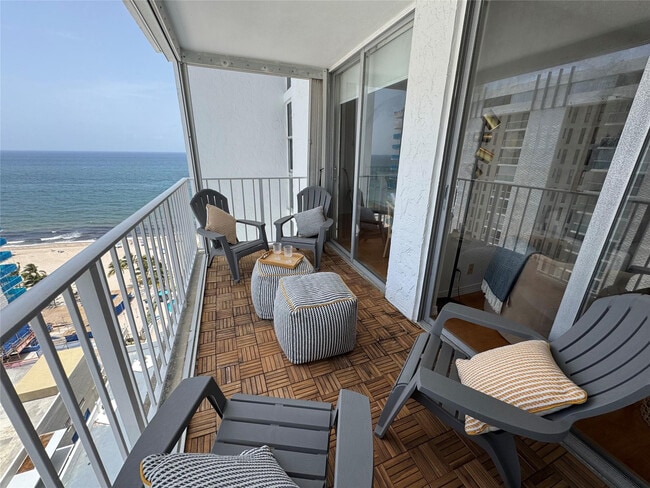 Building Photo - 1010 S Ocean Blvd