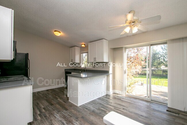 Foto del edificio - 774 S Edinburgh Dr