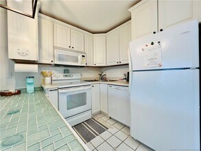 Building Photo - 2400 S Ocean Dr