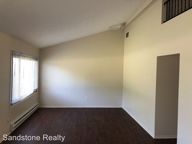 Building Photo - 258 Brunswick Dr