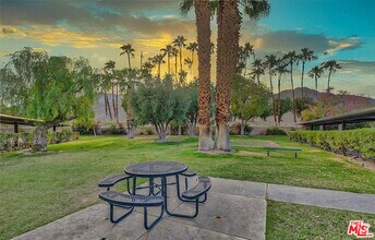 Building Photo - 2800 N Los Felices Rd