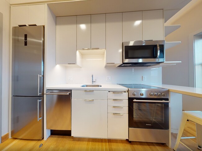 Foto del edificio - 114 Mount Auburn St