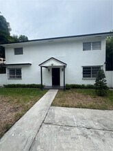 Building Photo - 3240 SW 22nd Terrace
