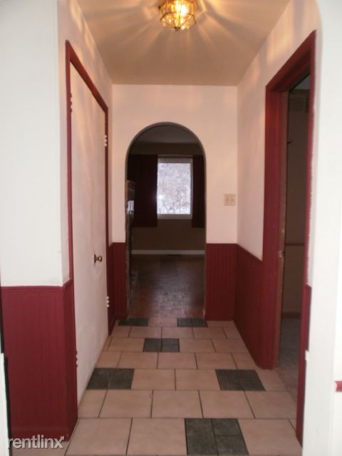 Foto del edificio - 6429 E JK Ave