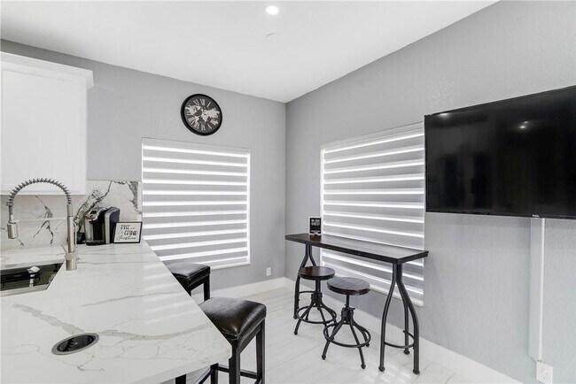 Foto del edificio - 3400 Willow St