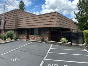 Building Photo - 7600 N Lake Blvd