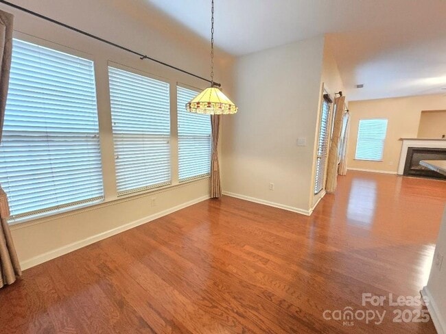 Building Photo - 8221 Brookings Dr