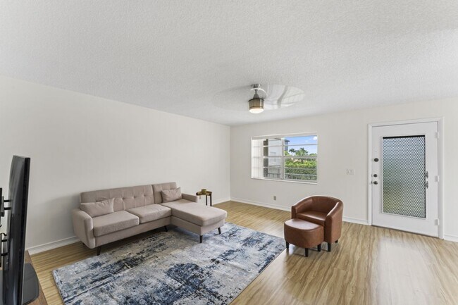 Living Room - 230 Normandy E