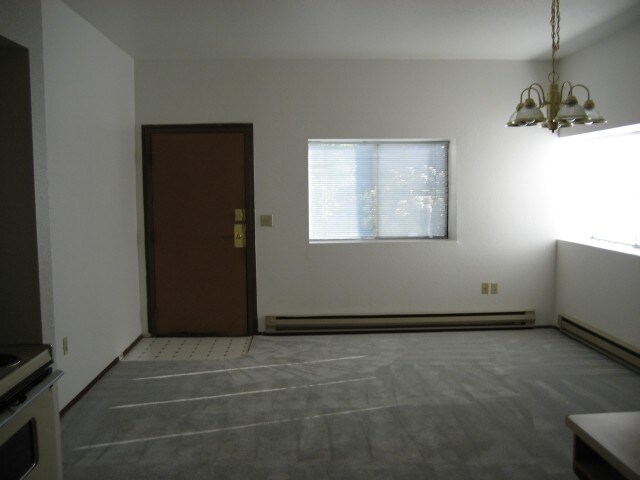 Building Photo - 11038 Greenwood Ave N