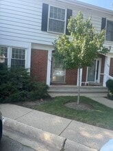 Building Photo - 1703 Colonial Ln