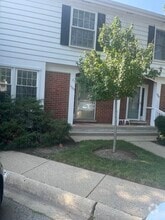 Building Photo - 1703 Colonial Ln