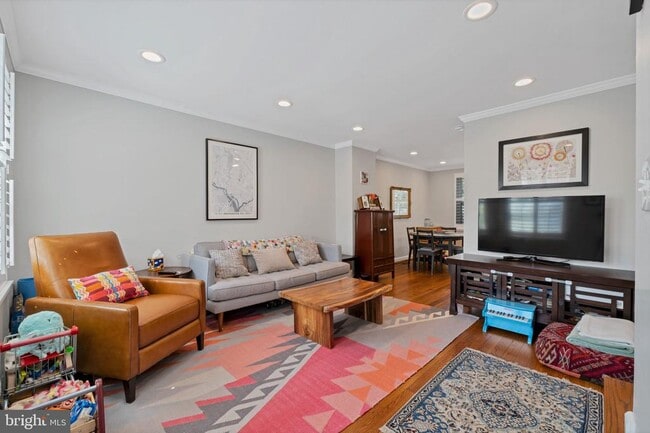 Foto del edificio - 3043 S Abingdon St