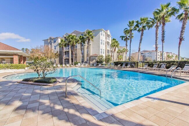 Foto del edificio - 7801 Point Meadows Dr