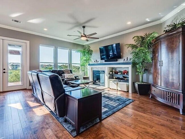 Foto del edificio - 2601 N Quinlan Park Rd