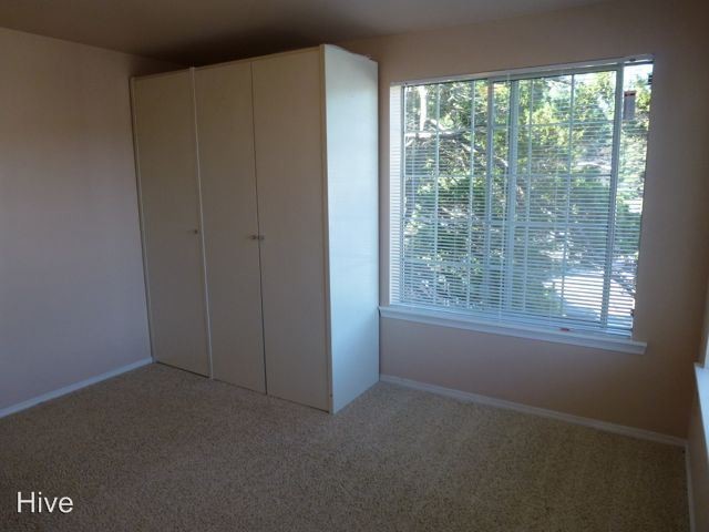 Building Photo - 5307 Ravenna Pl NE