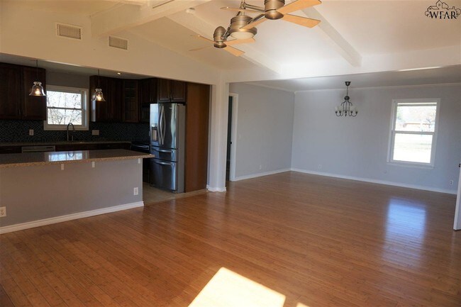 Building Photo - 8317 Carriage Ln