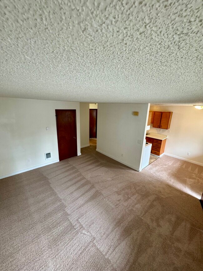 Foto del edificio - 17160 Avondale Way NE