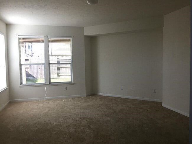 Foto del edificio - 21015 Blackstone Villa Ln