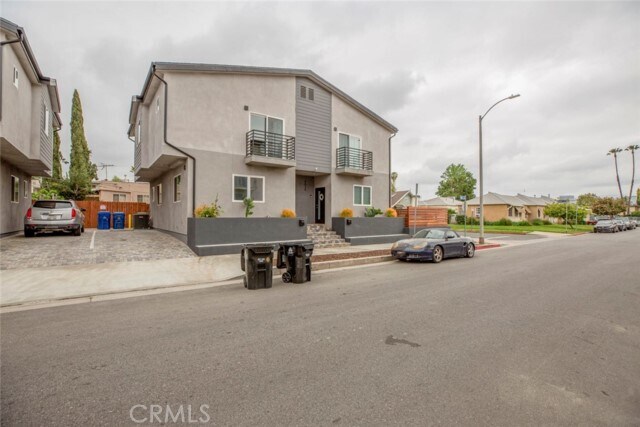 Building Photo - 5026 Cleon Ave