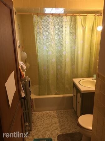 Building Photo - 3 br, 2 bath Apartment - 15 Harris St