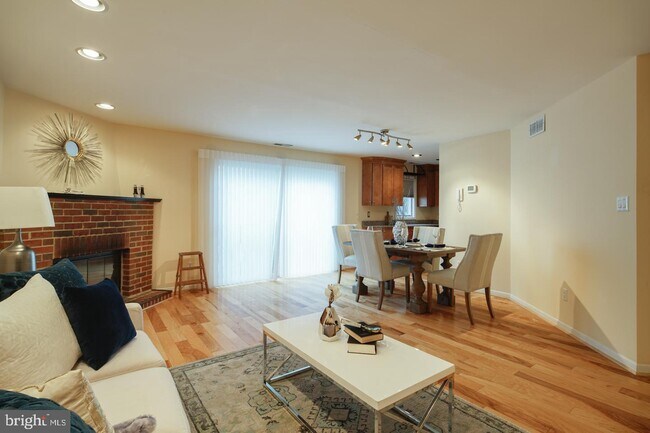Foto del edificio - 814 S Sheridan St