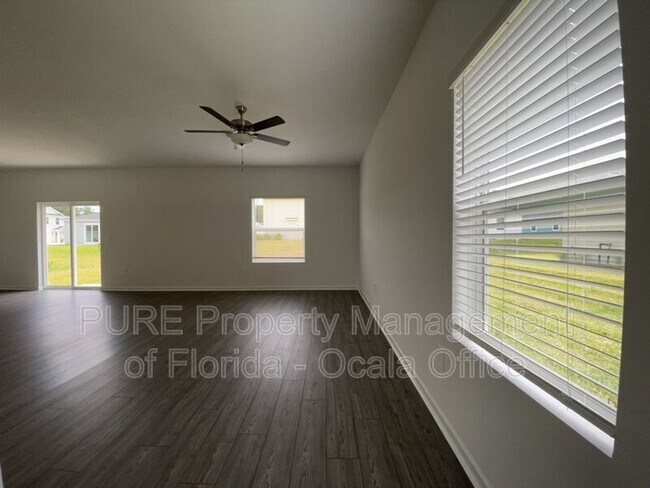 Foto del edificio - 3228 NE 36th St