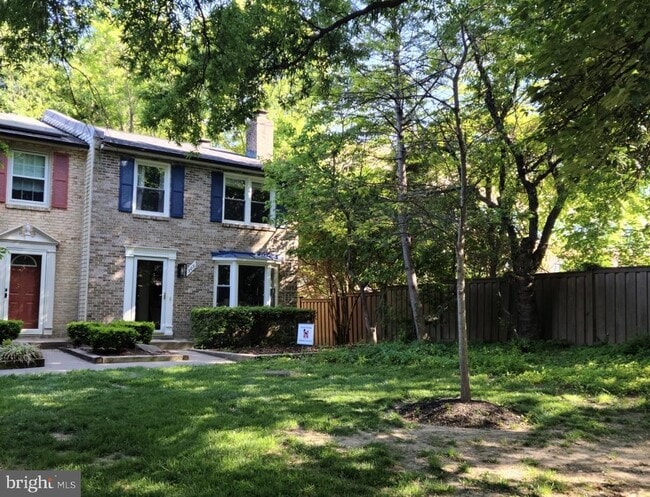 Building Photo - 303 Gundry Dr