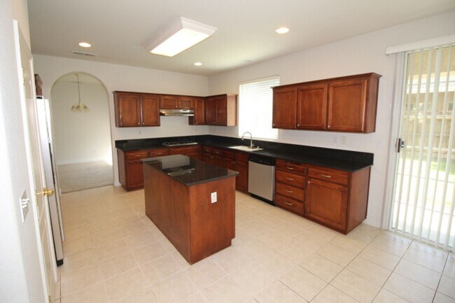 Foto del edificio - 2475 Deauville Cir