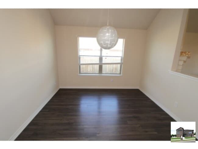 Foto del edificio - 2517 Nolan Creek St