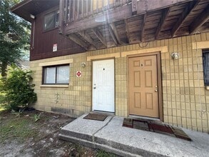 Building Photo - 510 SW 69th St