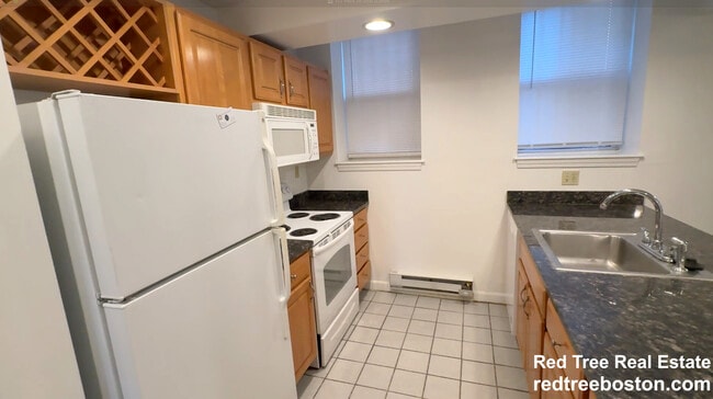 Building Photo - 117 Park Dr