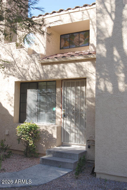 Building Photo - 1025 E Highland Ave