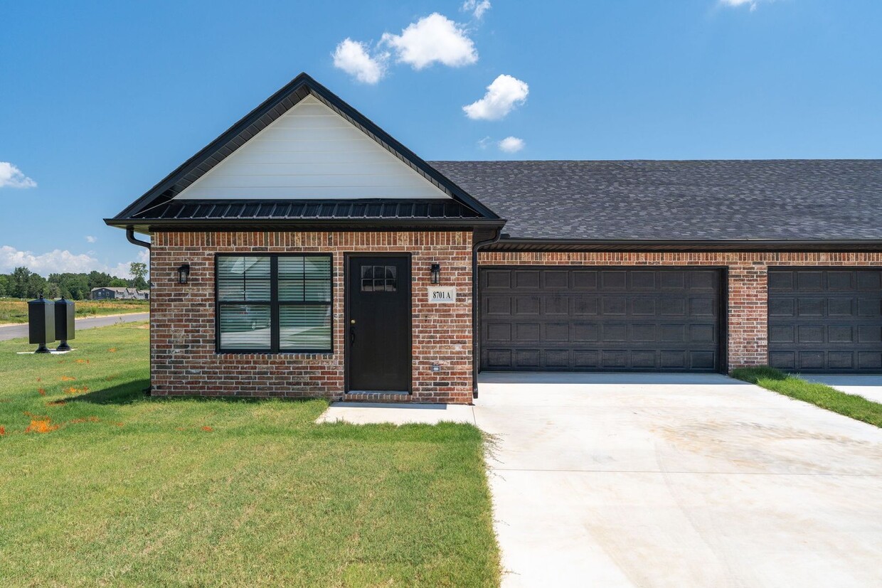 Foto principal - Beautiful New Abbington Subdivision! $1000...