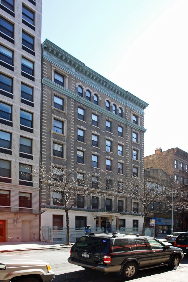Building Photo - 219 W 80th St
