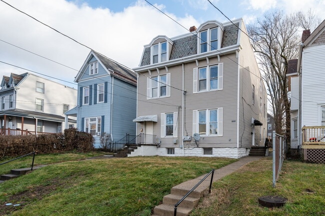 Building Photo - 3328 Fairfield Ave