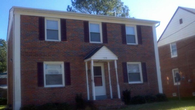 Building Photo - 126 Armstrong Dr