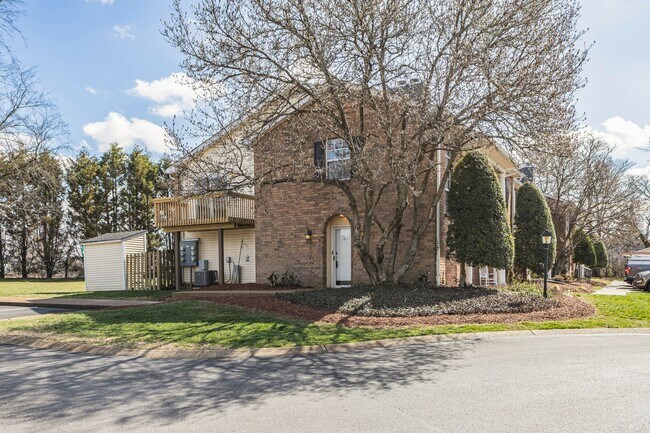 Foto del edificio - Nashville Condo 6 miles to downtown 2BR/2B...