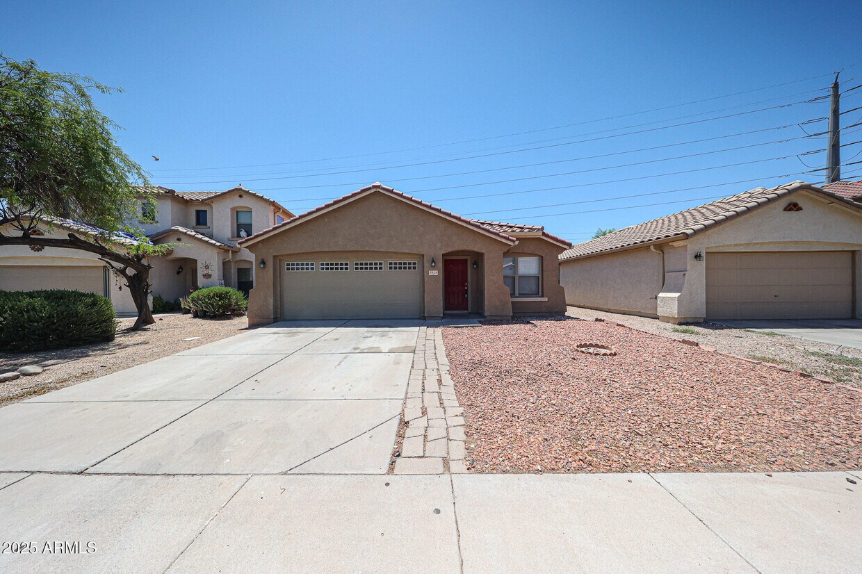 Foto principal - 5919 W Trumbull Rd