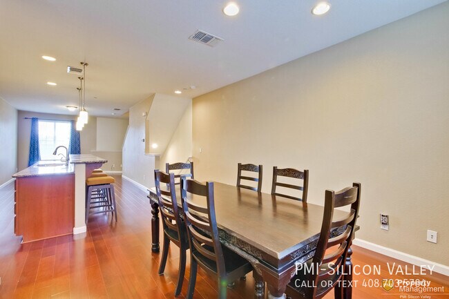 Foto del edificio - 1134 Campbell Ave