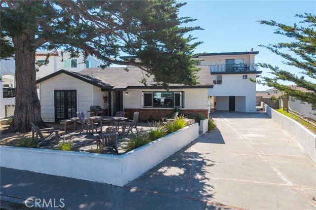 Building Photo - 237 Avenida Montalvo