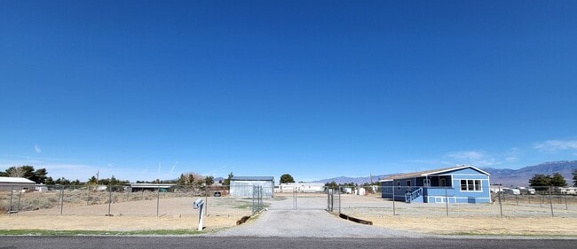 Building Photo - CAL VEGAS RANCHOS - W. Irons