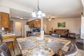 Building Photo - 5457 Blue Quail Dr