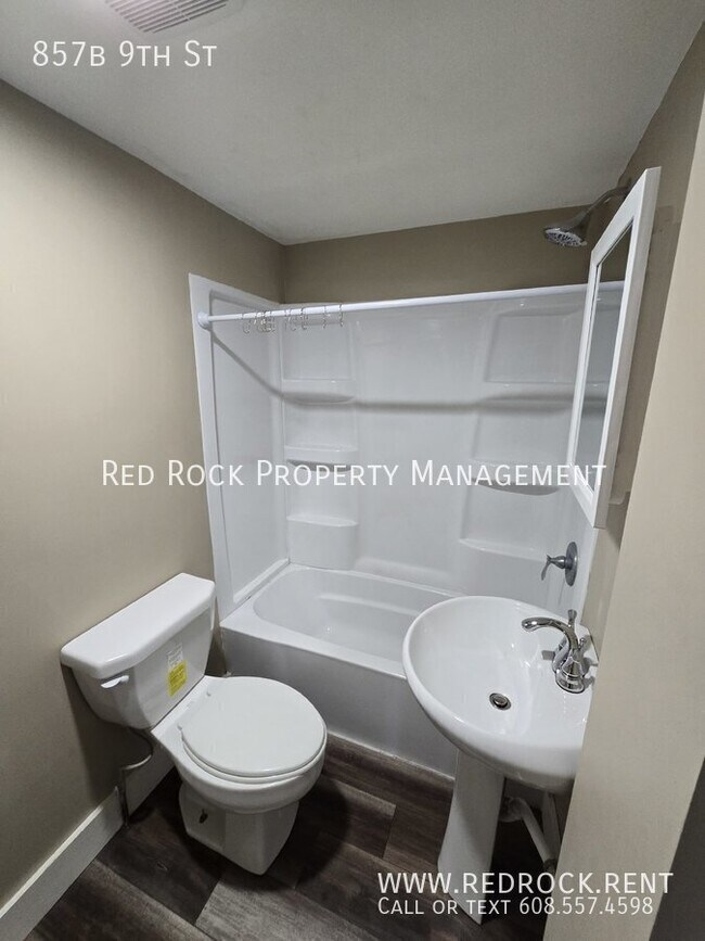 Foto del edificio - 857 9th St