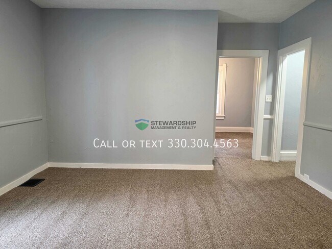 Foto del edificio - 885 Wales Rd NE