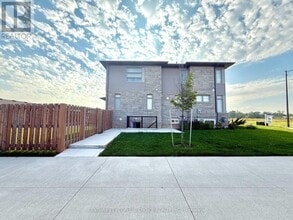 Building Photo - 72 Summersides Blvd