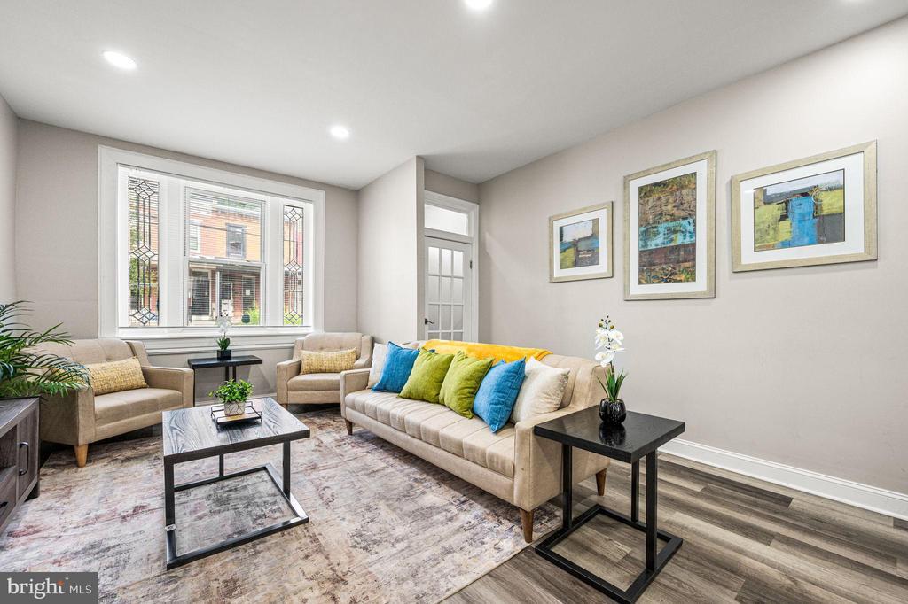 Foto principal - 930 N 30th St